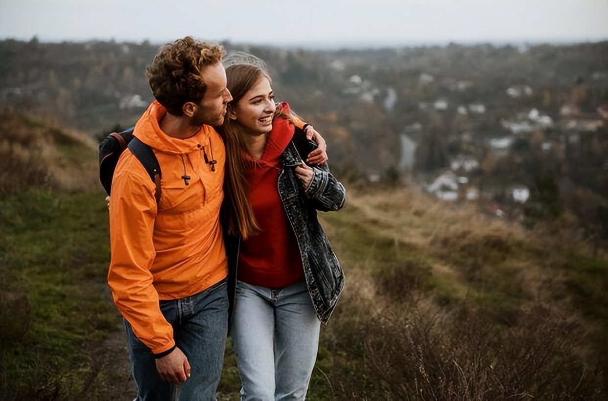 5类称呼证明男人爱不爱你,男人不爱你的3个称呼