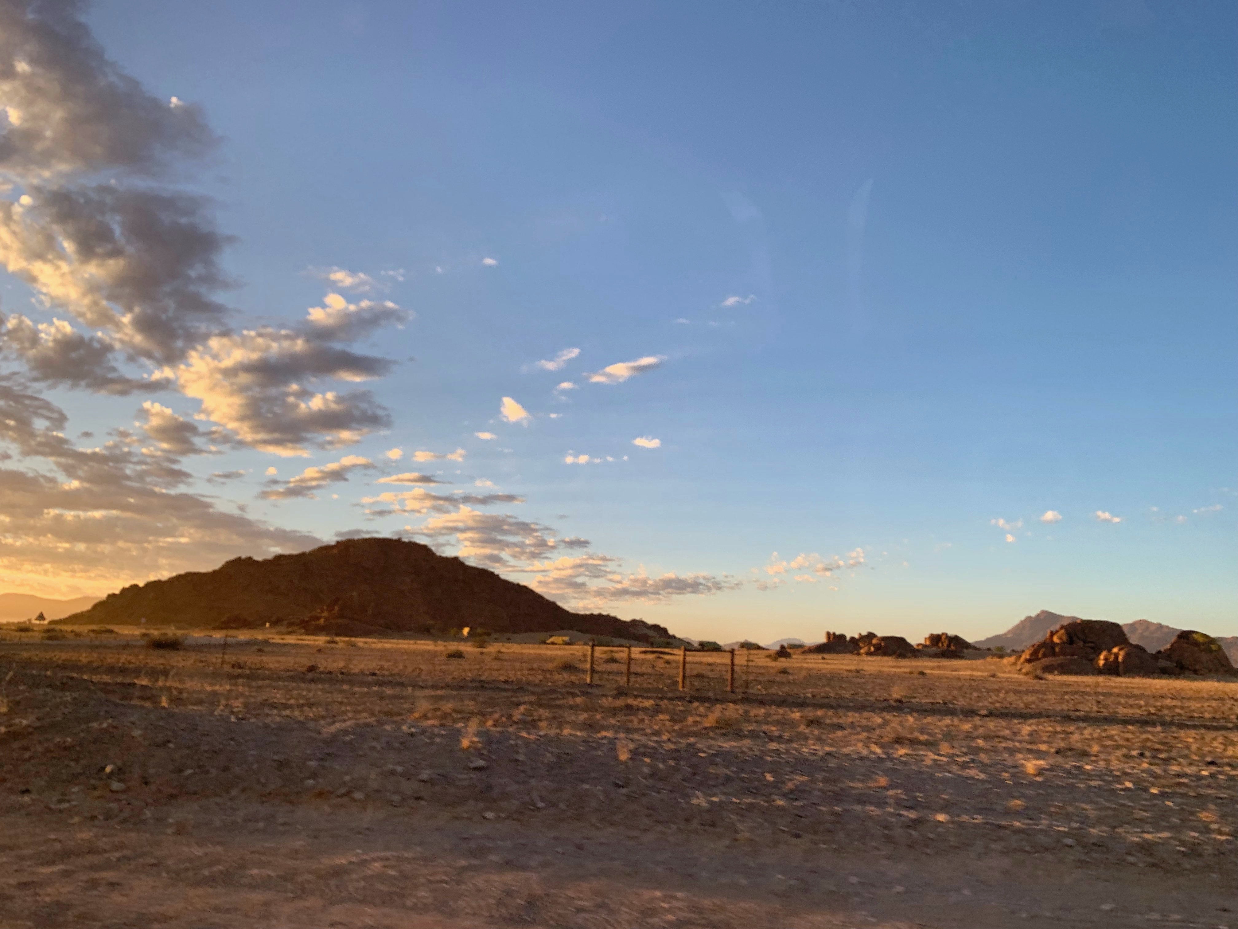 绾崇背姣斾簹绾㈣壊娌欐紶,绾崇背姣斾簹娌欐紶涔嬫梾