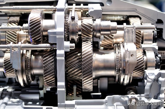 6万公里的车哪些是必要更换,跑了5万km的车要更换哪些配件