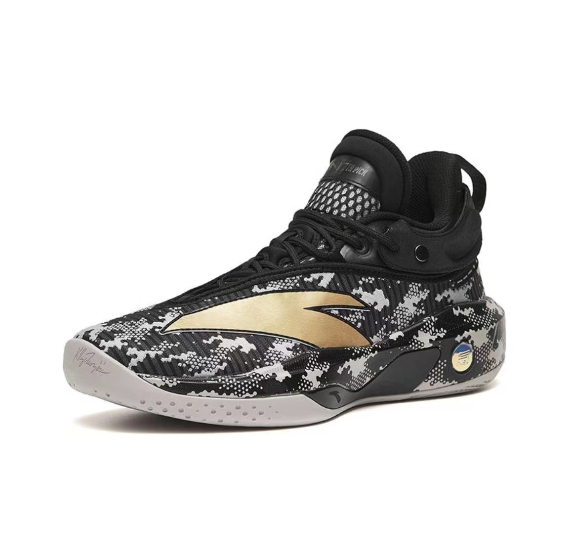 安踏kt8测评,安踏kt8配色不同有什么区别