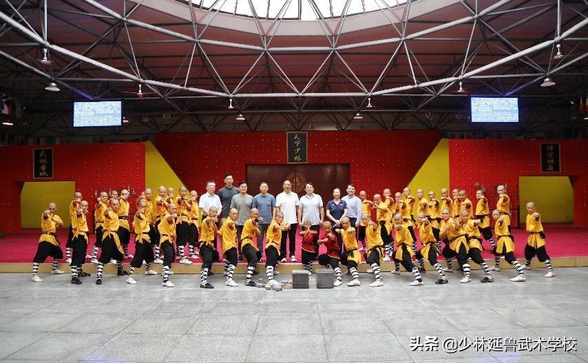 中国足球发展基金会领导来校调研指导,共筑体育事业发展平台