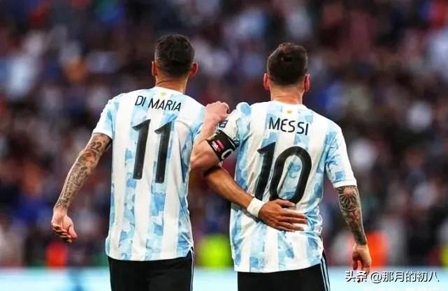 凌云之上希丁克梅西斗法！那是在一万多米高空直播的一场世界杯赛