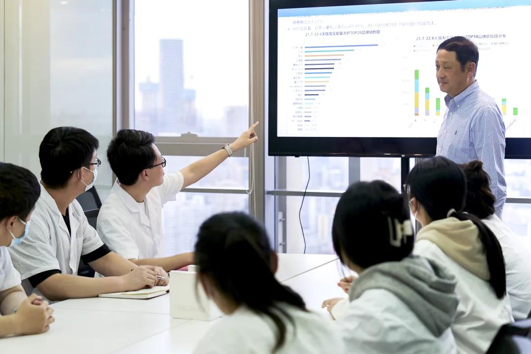 3个月热销超45万套，上美股份又一“大单品”出圈