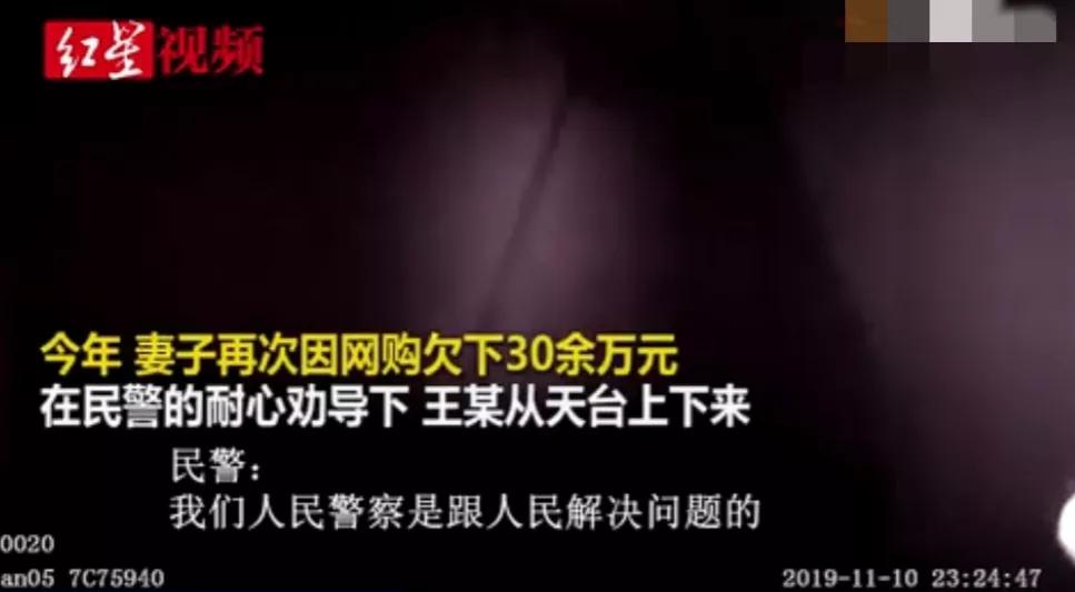 热搜上“女子花5w8买包”事件，撕开了多少人“穷精致”的遮羞布