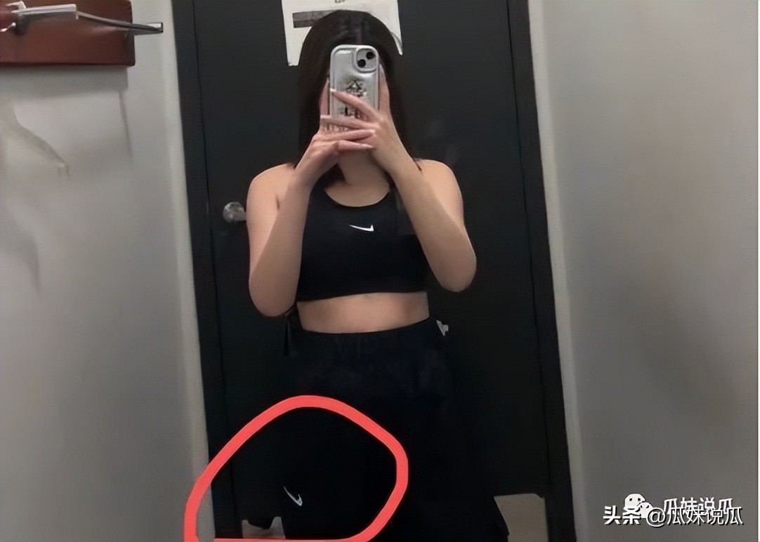 女子买耐克被偷拍3次,nike女试穿