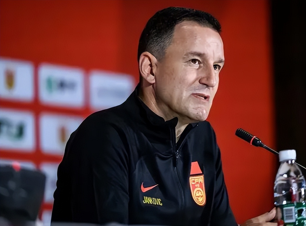 国足武磊最新名单,国足首发阵容名单武磊韩国