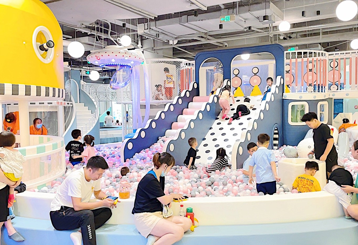 佳贝爱儿童乐园利润,加盟佳贝爱儿童乐园要多少钱