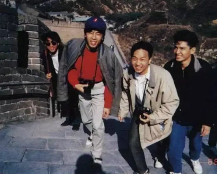 阔别家驹15载歌单,歌迷怀念家驹的歌曲