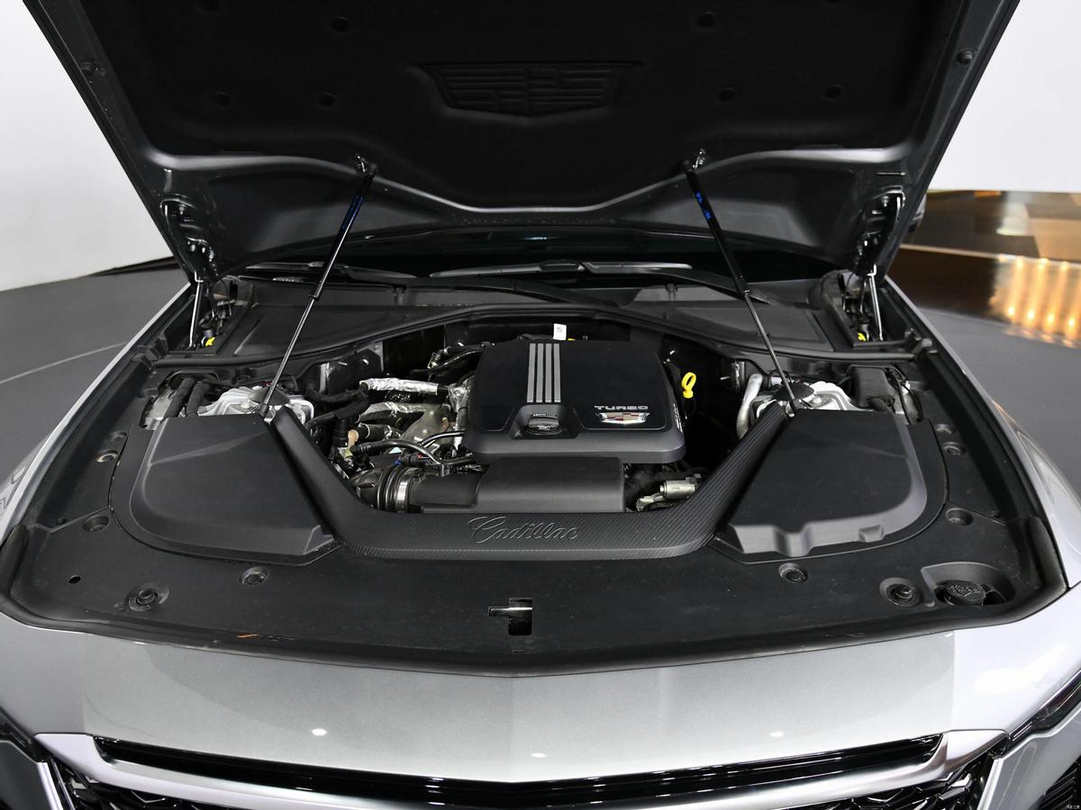 低调豪华的车,低调大气豪华轿车