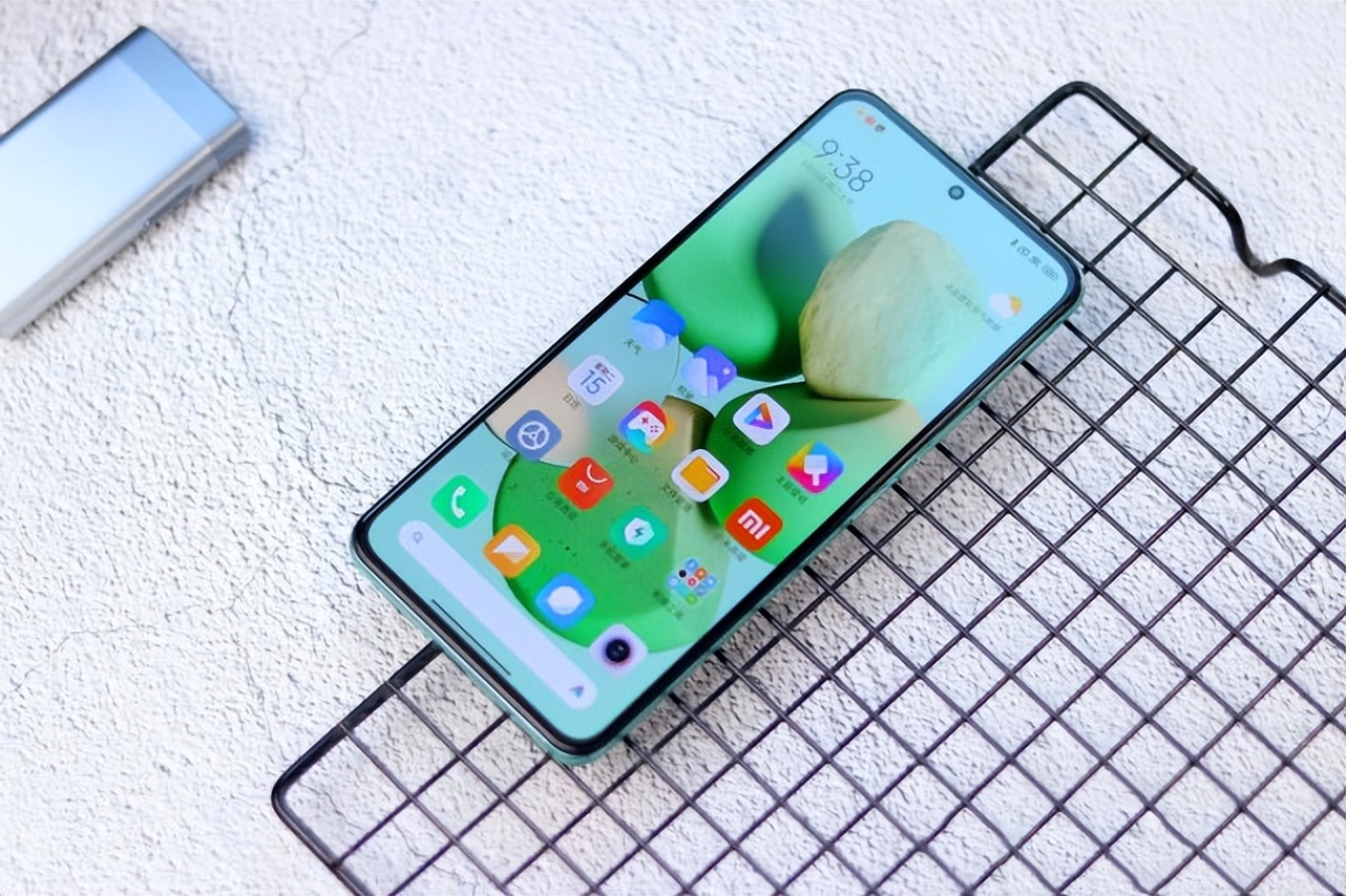 麒麟9000S和骁龙870哪个性能更好,骁龙870发挥到极致的手机