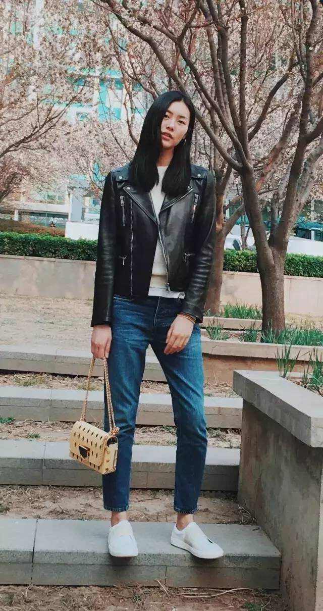 女生腰长腿短怎么办,如何练出大长腿又直又细学生党