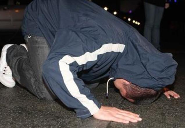 日本的“奇葩”职业!臀部清洁师,猫狗粮试吃员,还有下跪道歉师