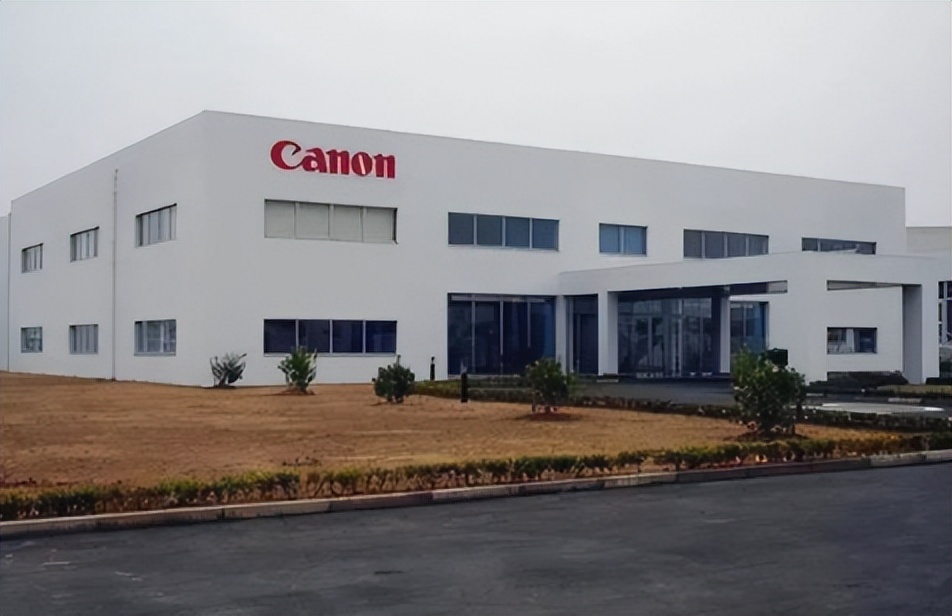 asml光刻机与尼康光刻机 (尼康光刻机招标)