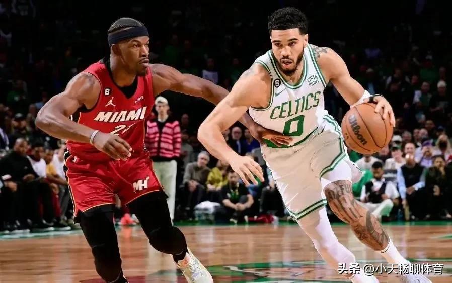 布克荣登总决赛,布克成为本季联盟第一名