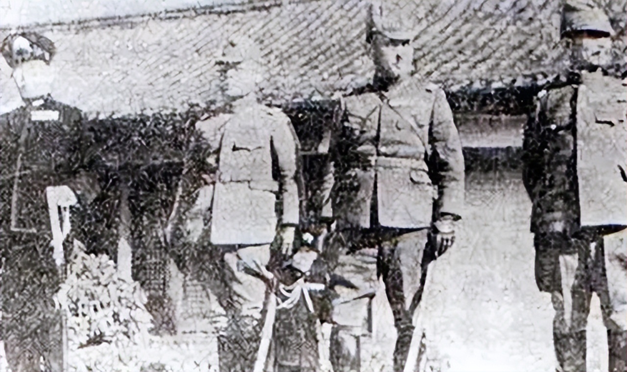 *兽禽**师团的覆灭：端着*刀刺**去硬刚盟军，结果被打到怀疑人生