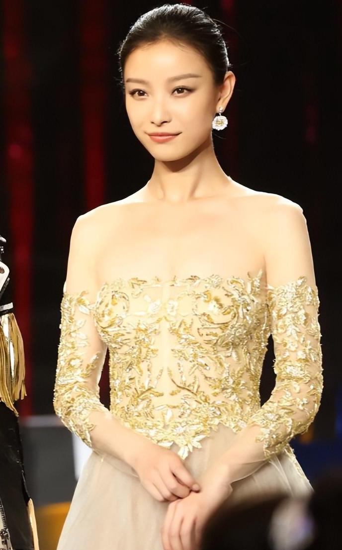 一张脸像不同的两个人是什么体验,同一张脸都是两个模样