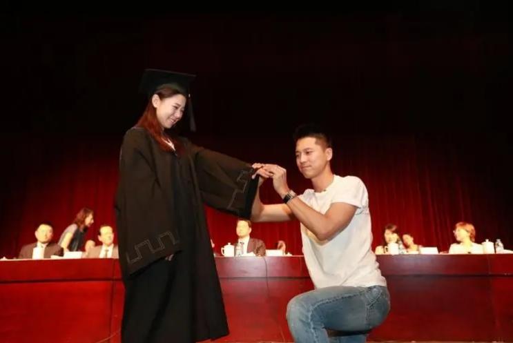 王雷和老婆演的电视剧,王雷和岳母打乒乓球