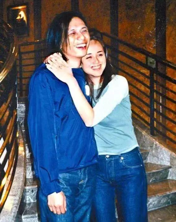 她曾是选美大赛冠军,她曾是选美冠军