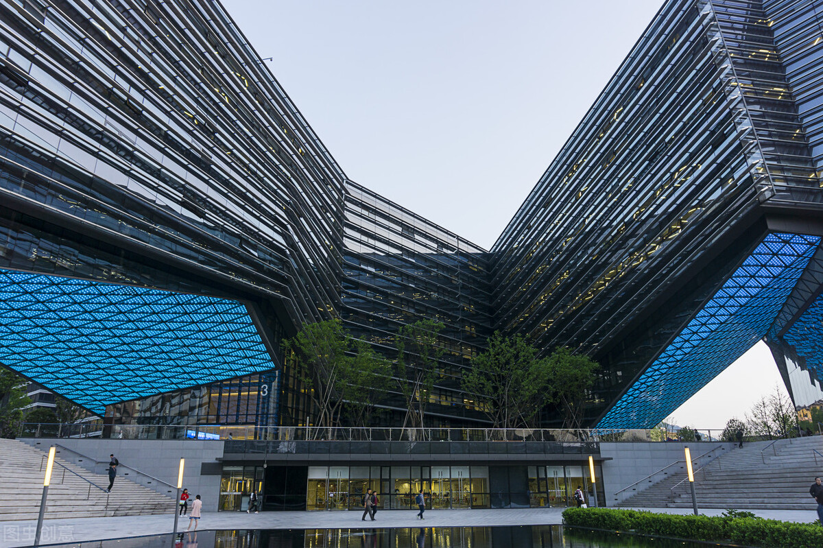 曾经叱咤风云的马云,五年后的马云现状