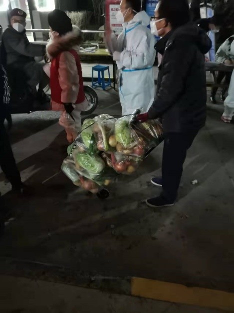 抗击疫情社区一线工作者,坚守在西安疫情防控一线