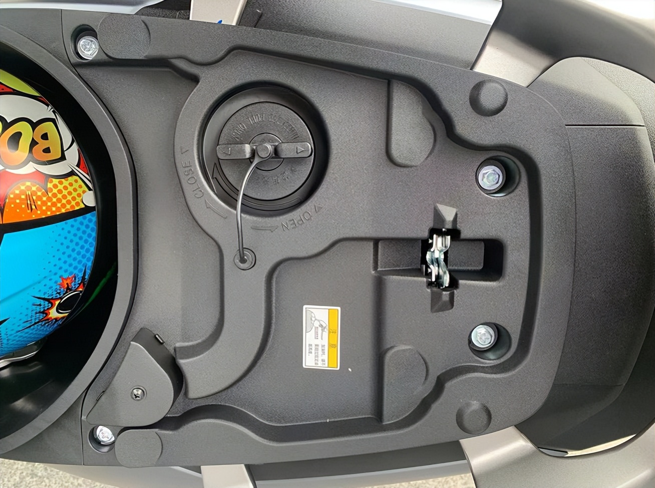 豪爵虎鲨vx125真实测评,豪爵虎鲨vx125和铃木ue125买哪个好