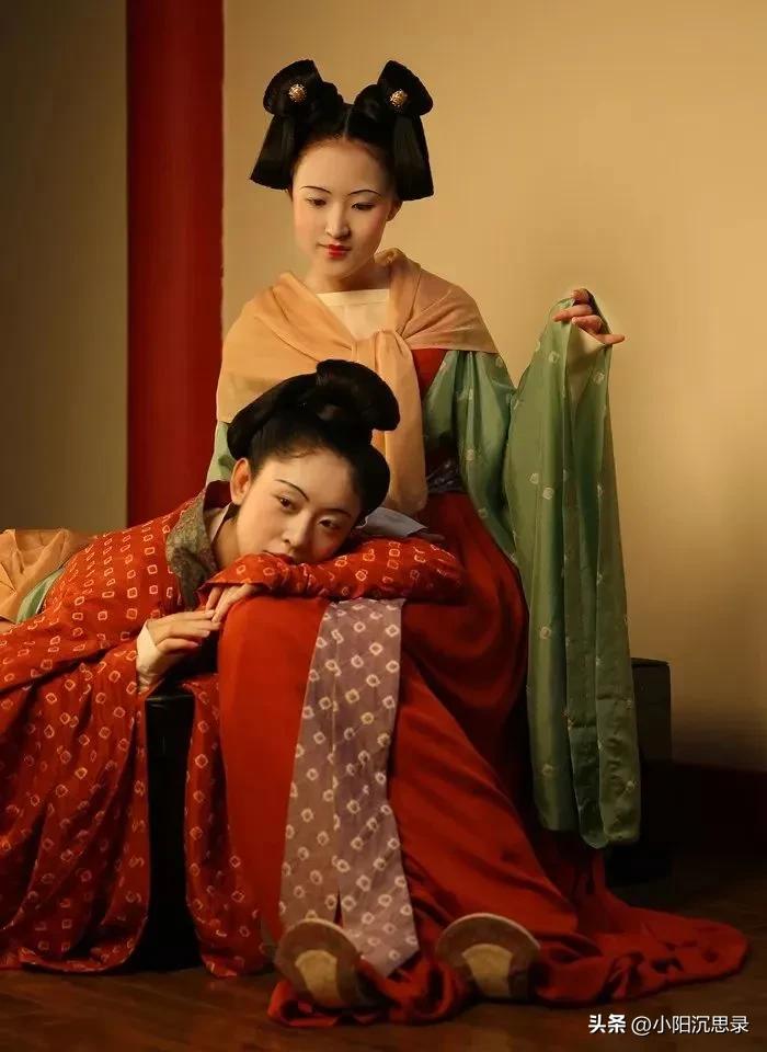 香奈儿包包品牌大全,香奈儿迪奥圣罗兰哪个品牌好