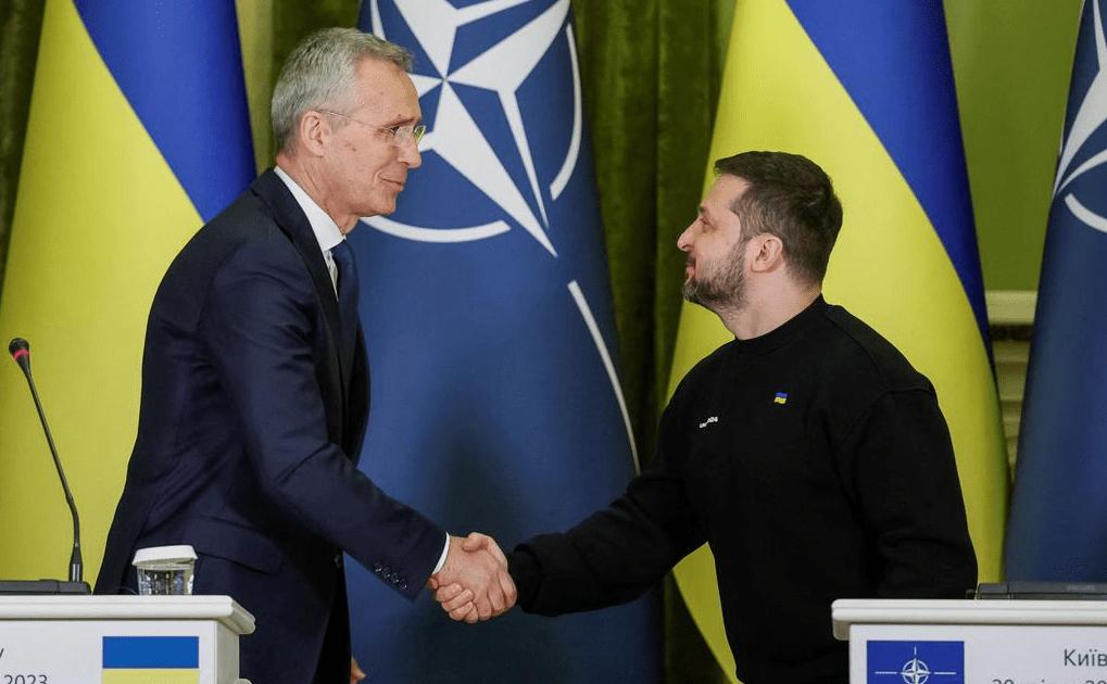 乌军把西方援助的战机拆了，只因压根飞不起来，泽连斯基又被耍了