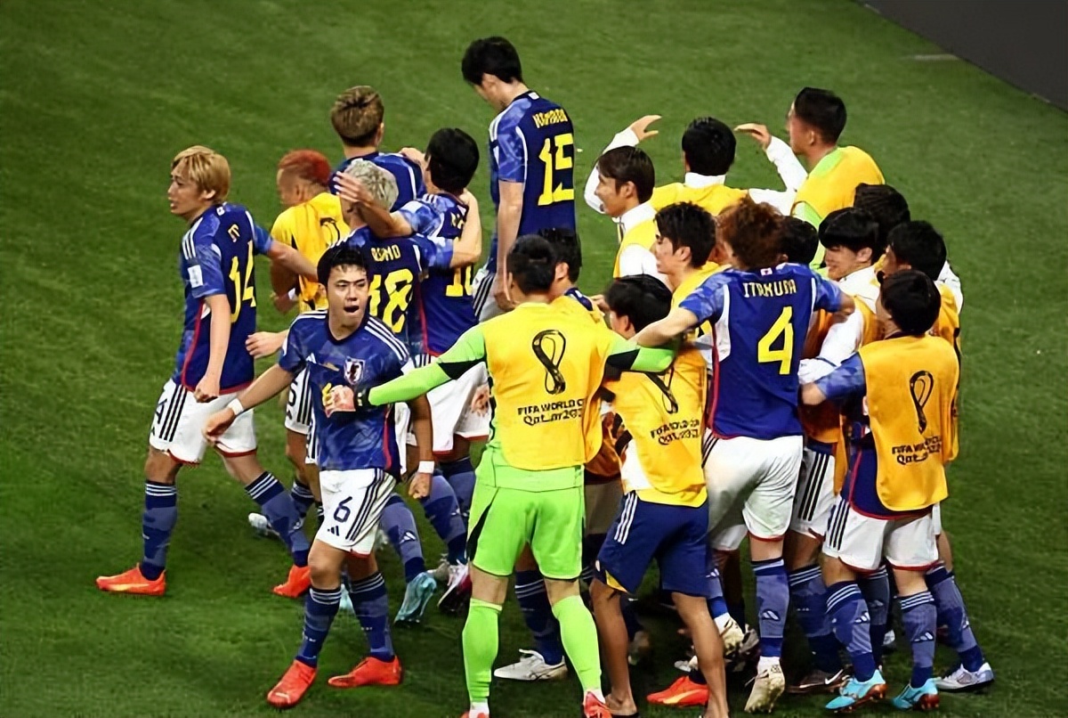 现在日本和韩国足球谁厉害,日本和韩国足球哪个厉害