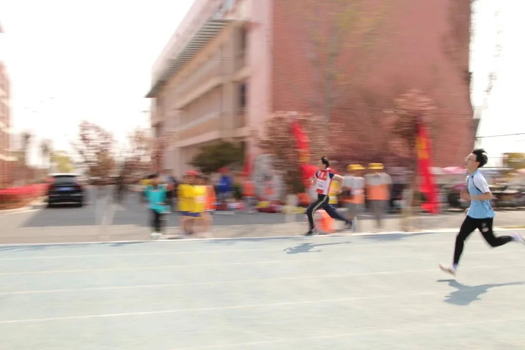 随县第三届“新华杯”中小学生运动会在炎帝学校举行