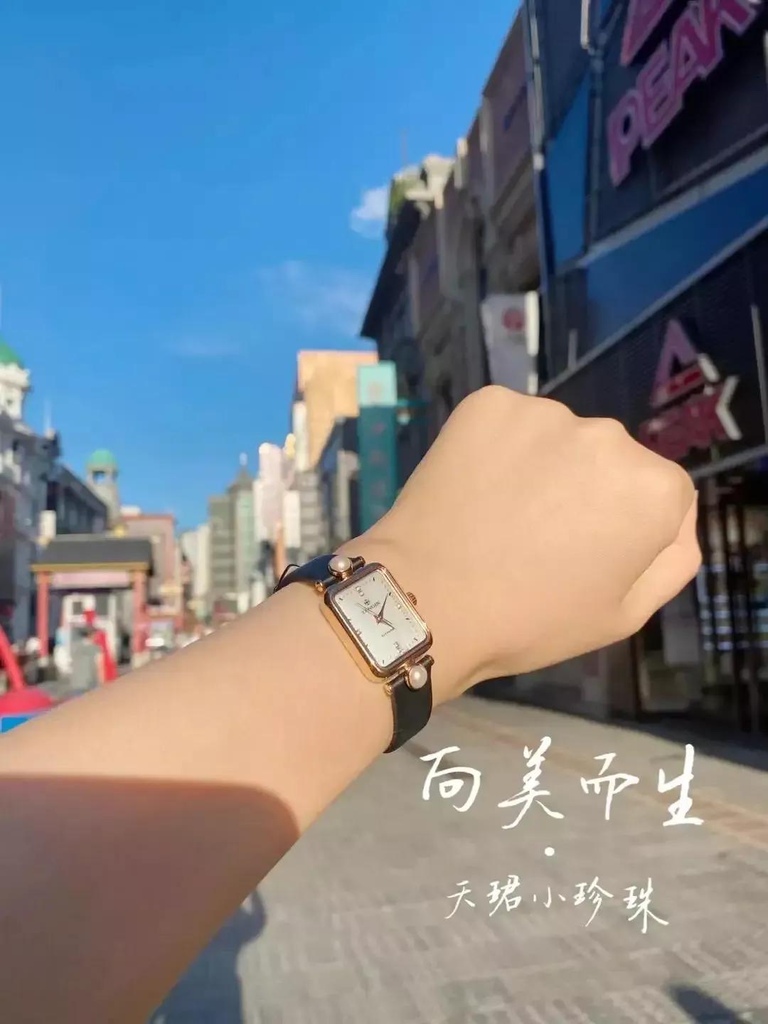 戴手表怎么拍照好看,戴着手表怎么拍照好看