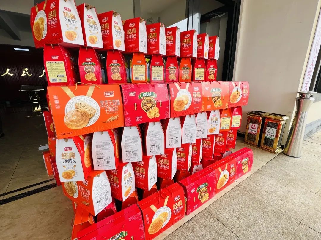 长葛哪村？月月发东西，还不重样！