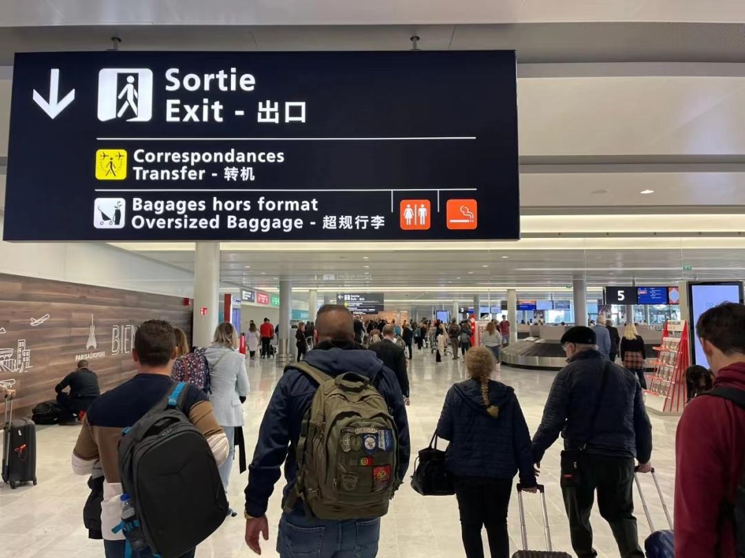 DFE快览：国内奢侈品手袋定价远高于欧洲