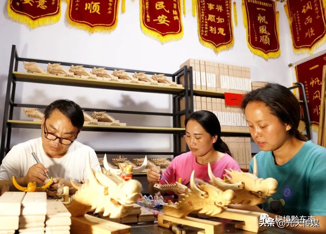 他用实锤打造人生——记施秉县双井镇回乡创业青年龙明开