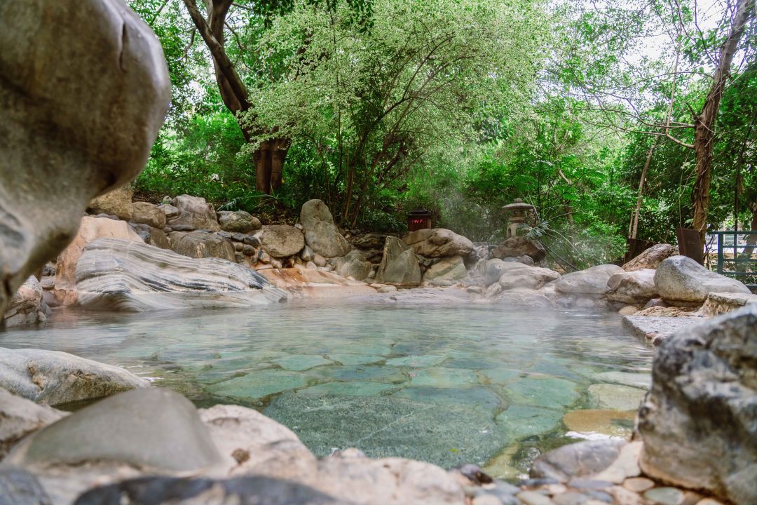 弥勒温泉山顶,弥勒高级温泉