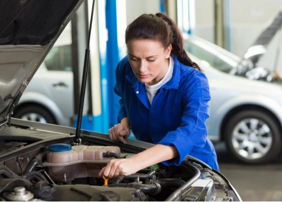 要想马儿跑得快就得勤保养,要想马儿跑得快全靠鞭子