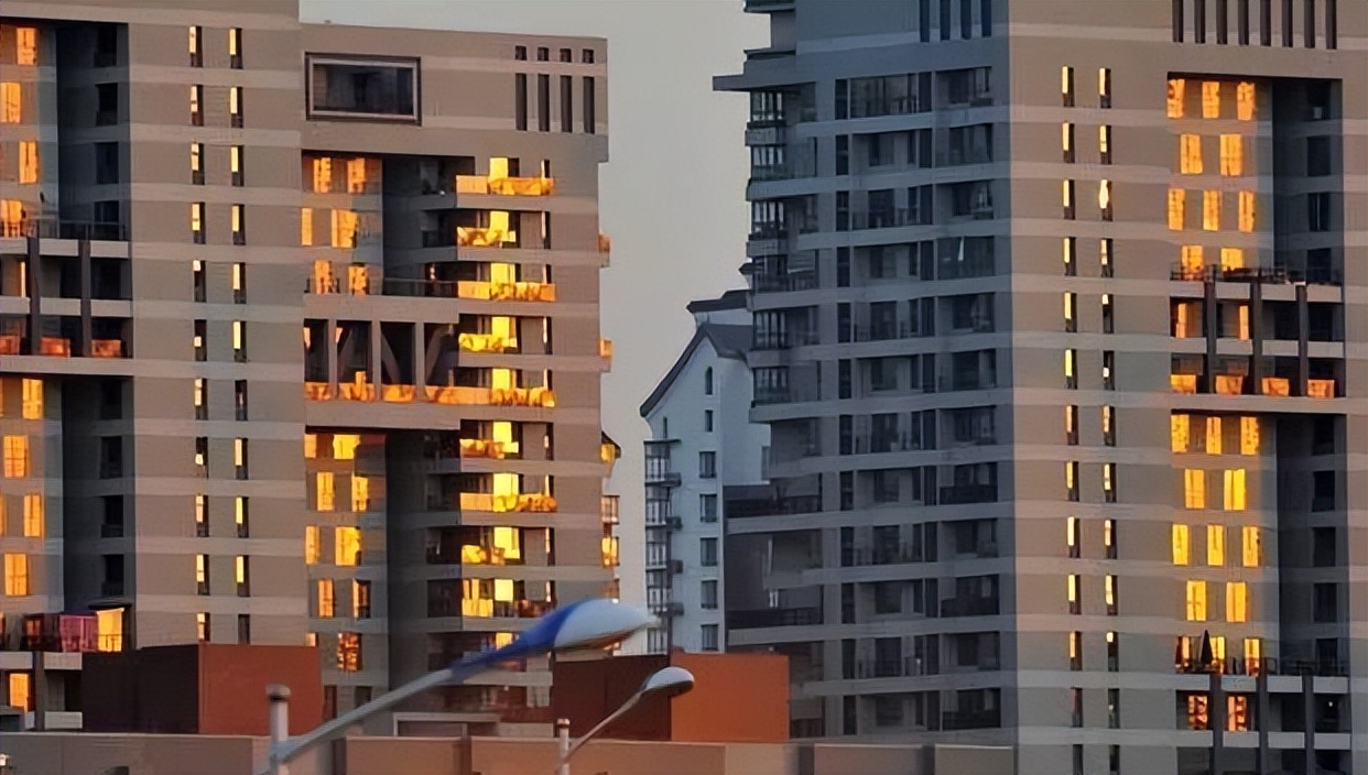 李梓萌康辉董卿朱军,朱军董卿鞠萍康辉李梓萌