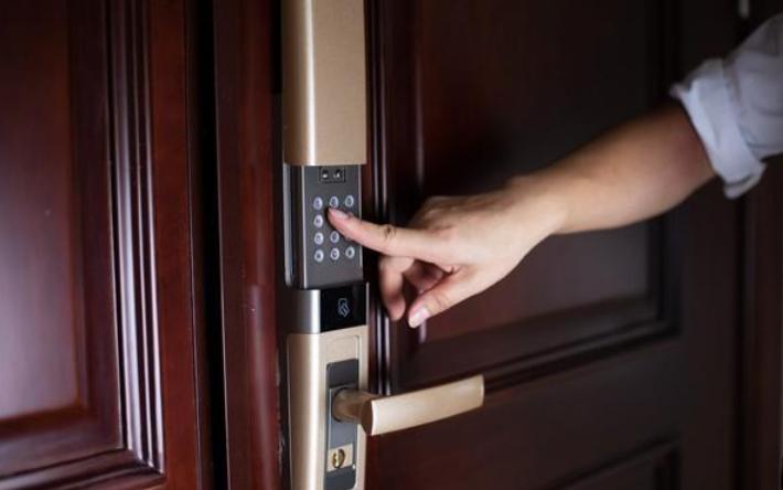 指纹锁真的不好用吗,为什么不建议买指纹锁