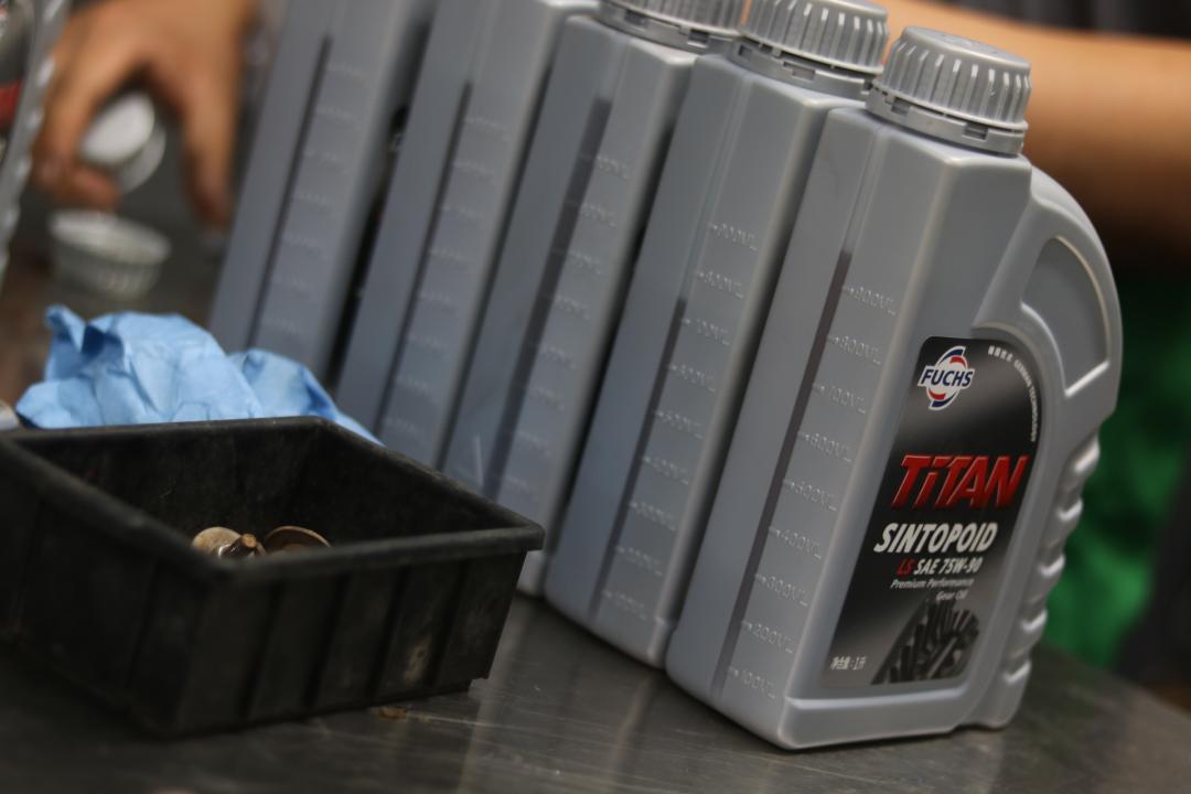 11年的丰田霸道翻新复活,破旧丰田翻新