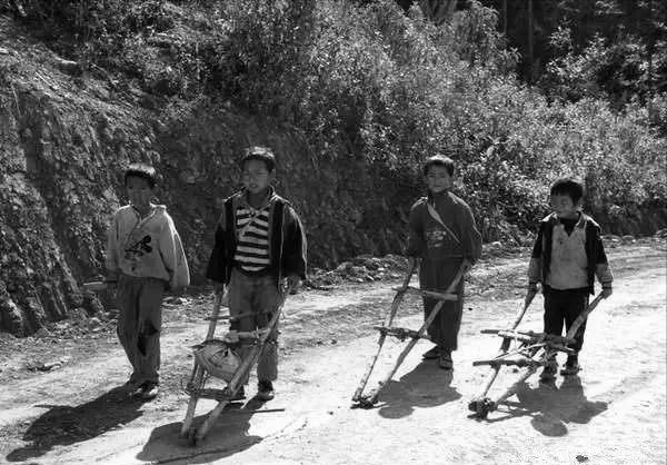 20张珍贵老照片图片,50张老照片里的旧时光