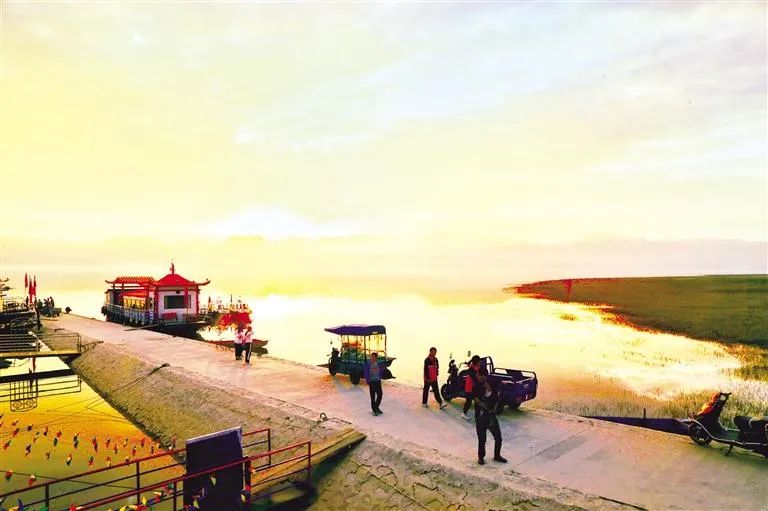 范长江的代表文章,范长江先生油画作品