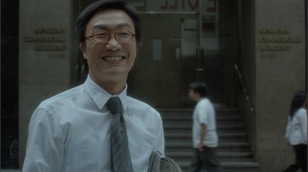 摘皇家*徽警**，无误差手表，放5次烟花，8部细节拉满的回归题材电影