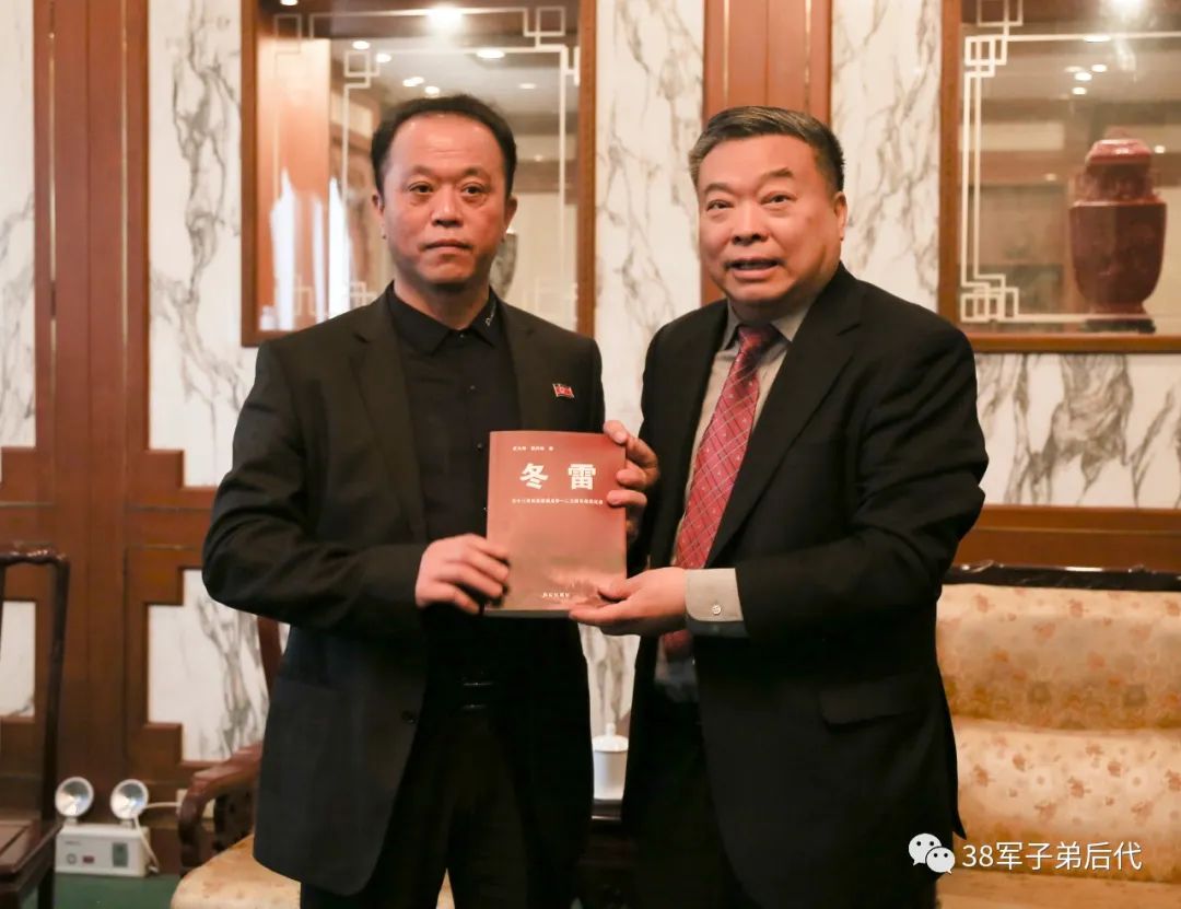 38军老兵朝鲜,朝鲜平壤万景台少年宫牡丹峰