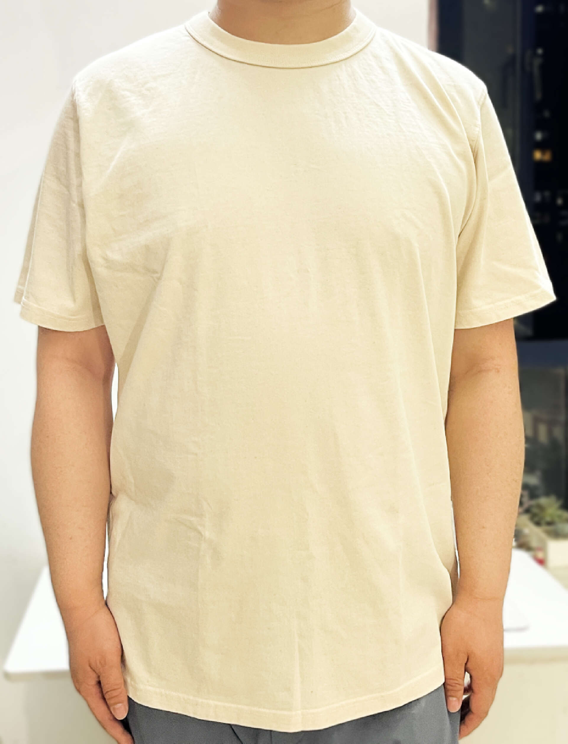 百元以内,极简穿搭,这五件短袖让你出门成潮男