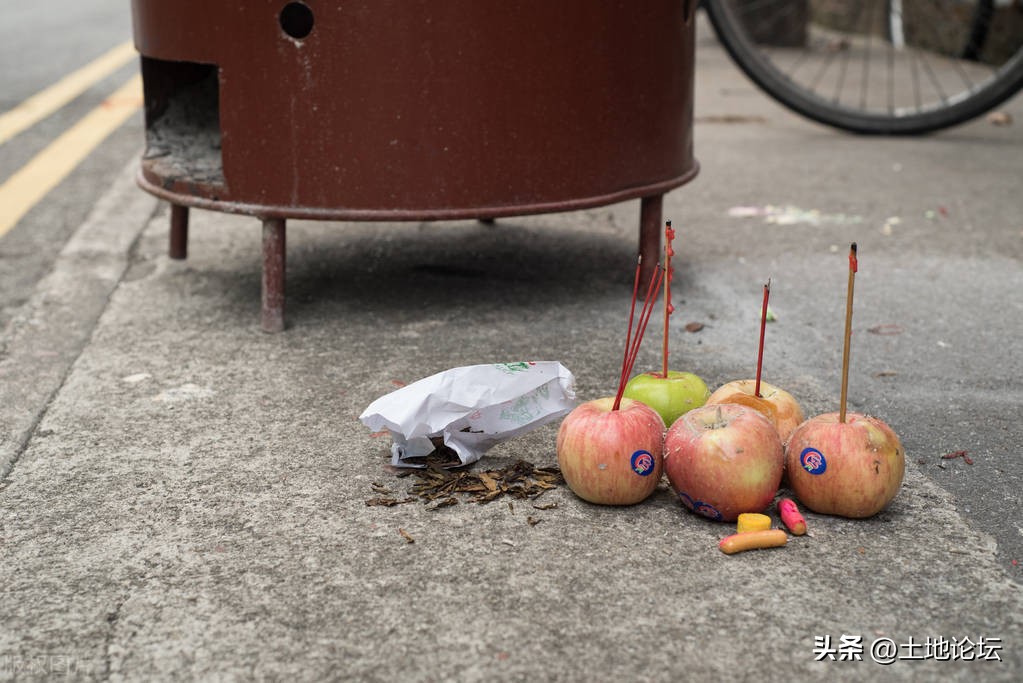 七月十五鬼节真的有鬼吗,真的有鬼节吗鬼节有鬼吗