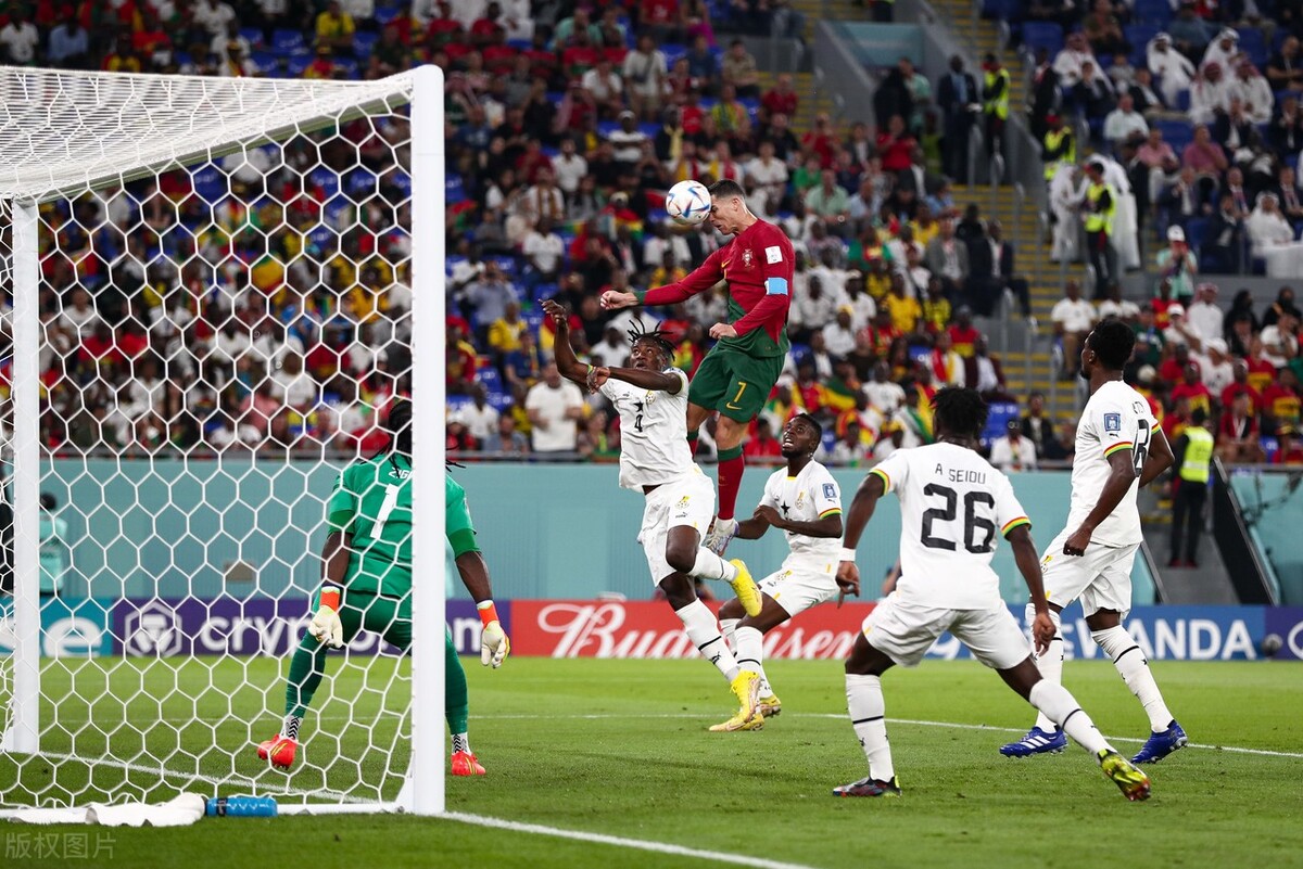 加纳主教练质疑点球,加纳裁判