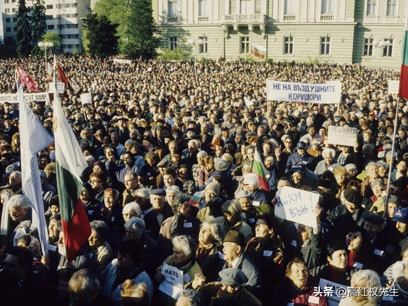 1989年东欧剧变回顾之四：索菲亚的火光与巴尔干半岛的炮声