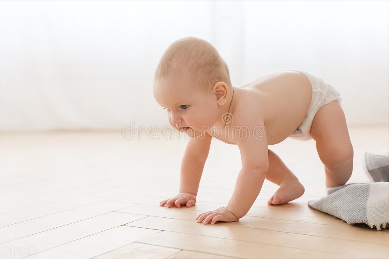 宝宝刚学会走路应该多走吗,宝宝几个月开始学走路视频