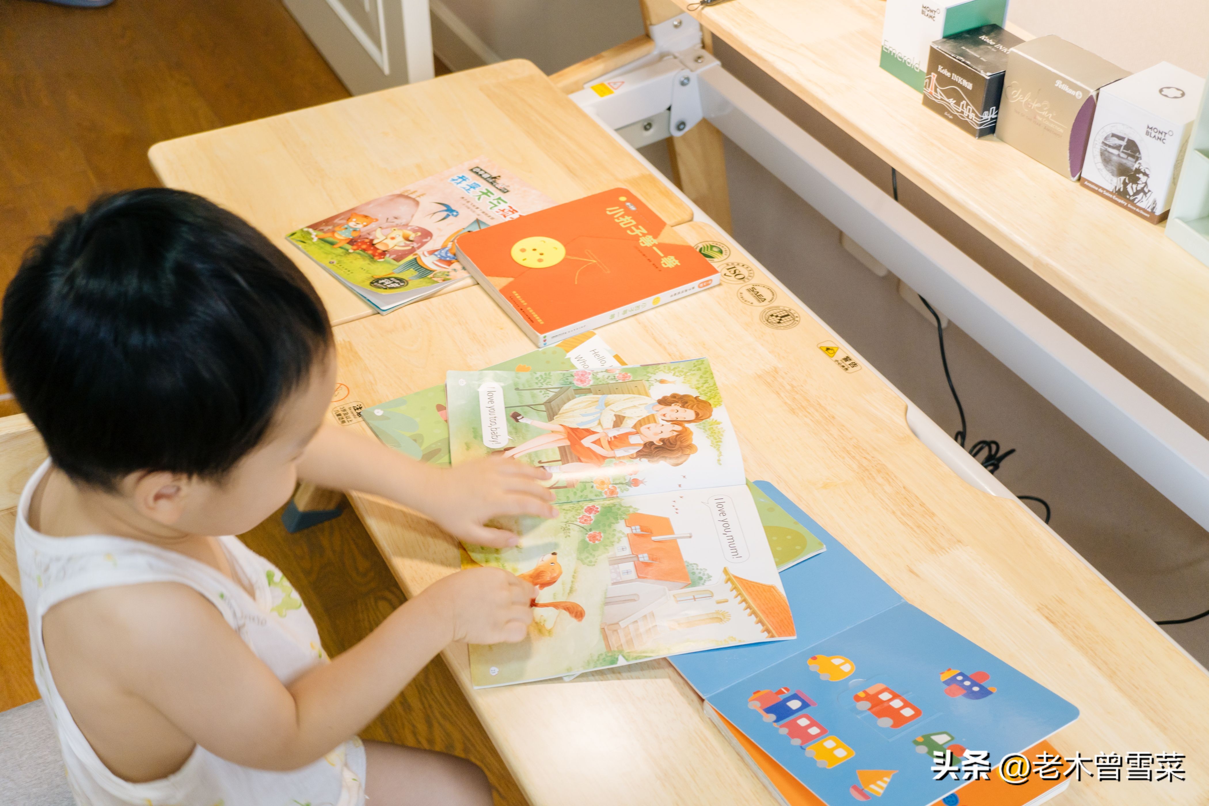 斯芬达儿童书柜,斯芬达小鹿学习桌椅