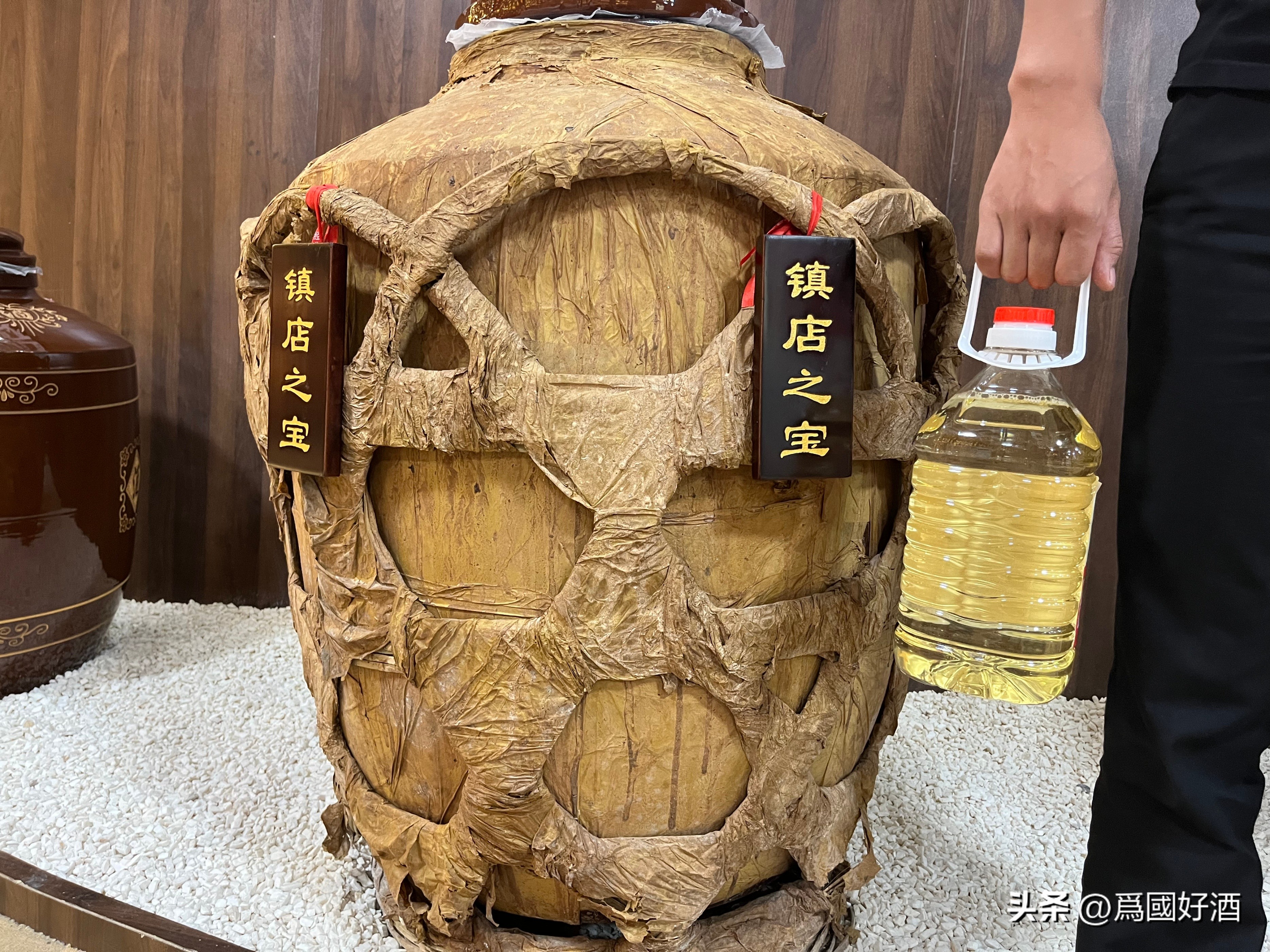 中国各界名人,各大名企封坛酒