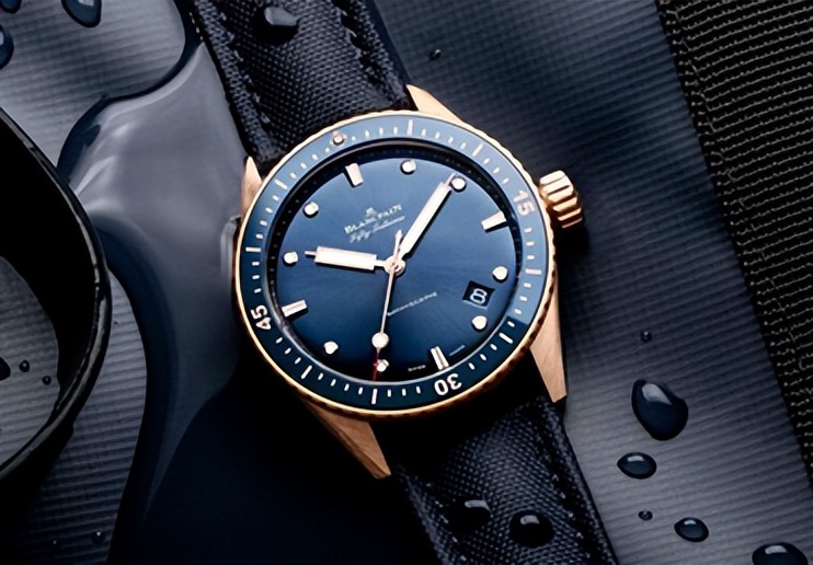 四大顶级潜水腕表，全部认识的绝对是大神